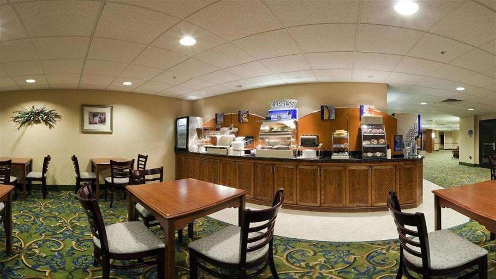 Holiday Inn Express Casper I-25 By Ihg Exterior photo