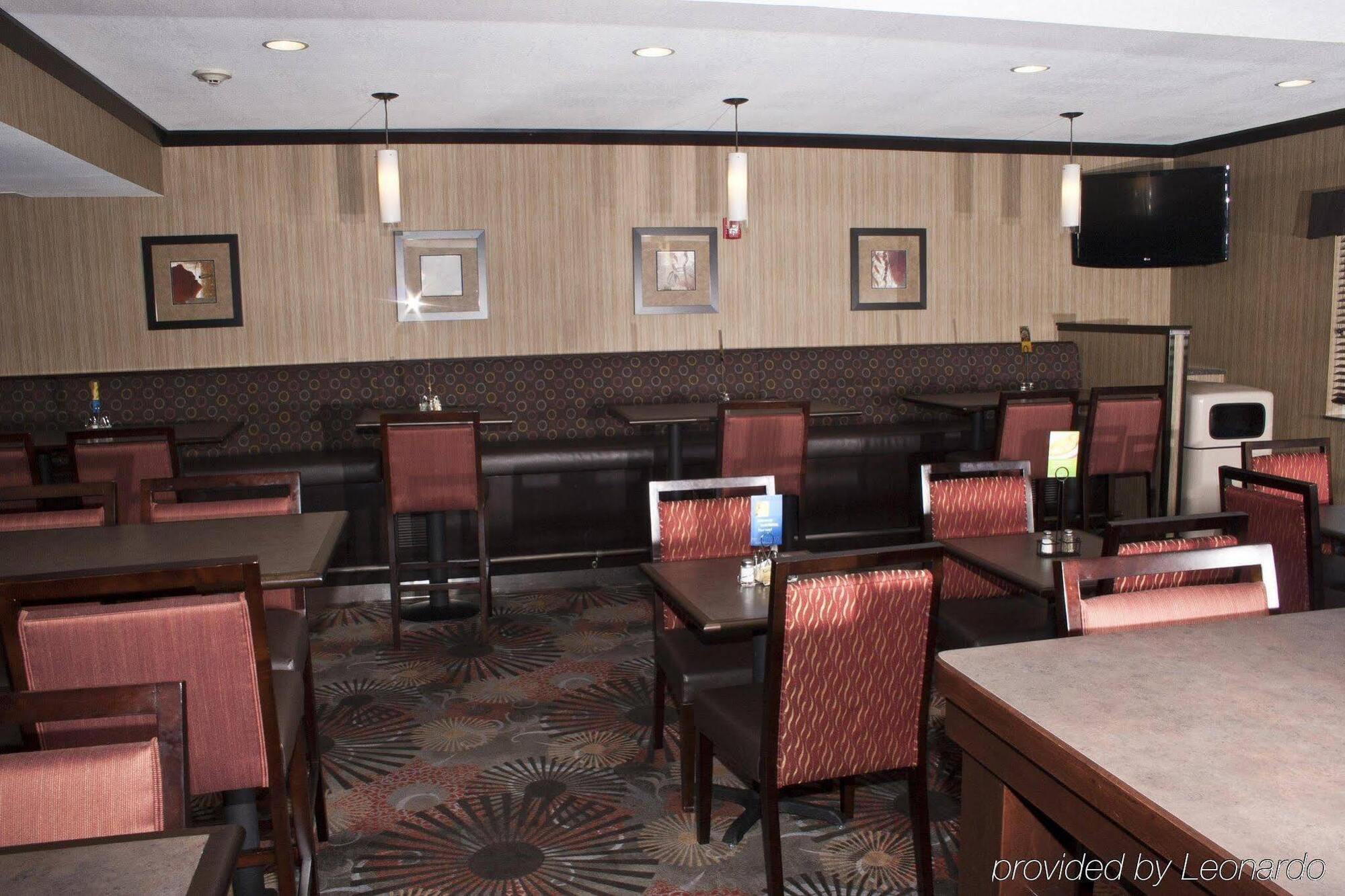 Holiday Inn Express Casper I-25 By Ihg Exterior photo